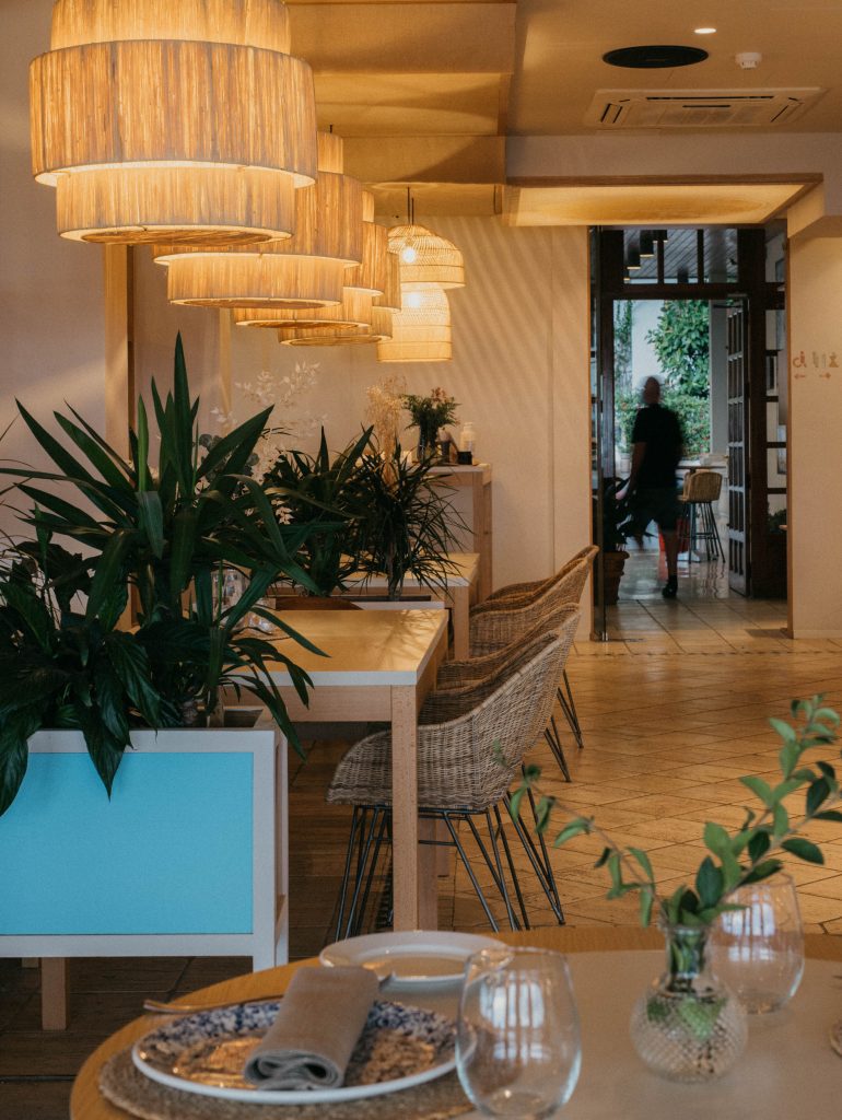 Interiorismo restaurante Amar