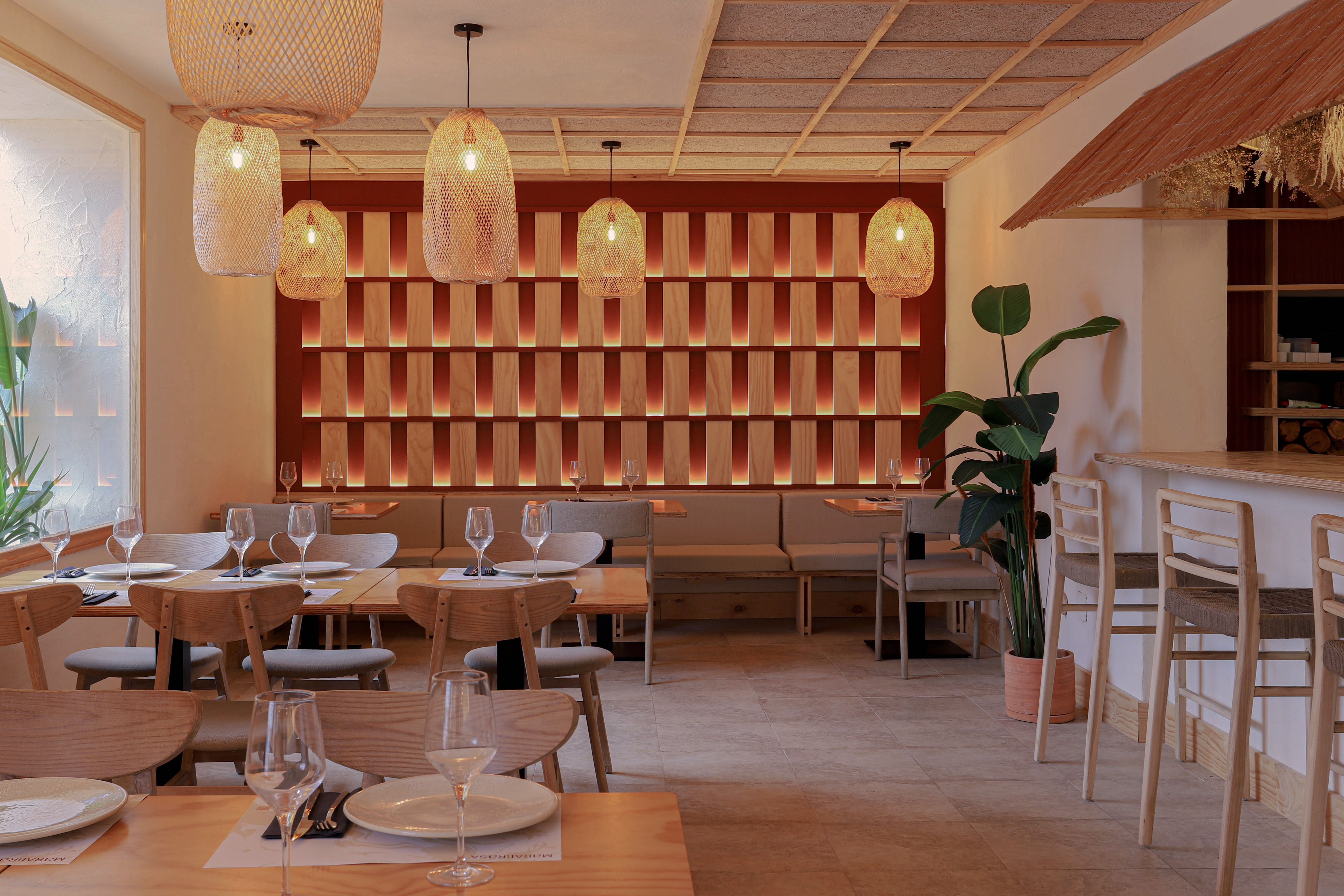 Diseño de interiores restaurante Marabrasa