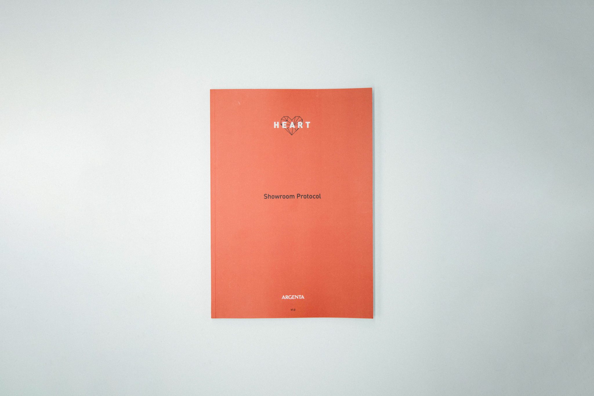 Identidad visual showroom Argenta