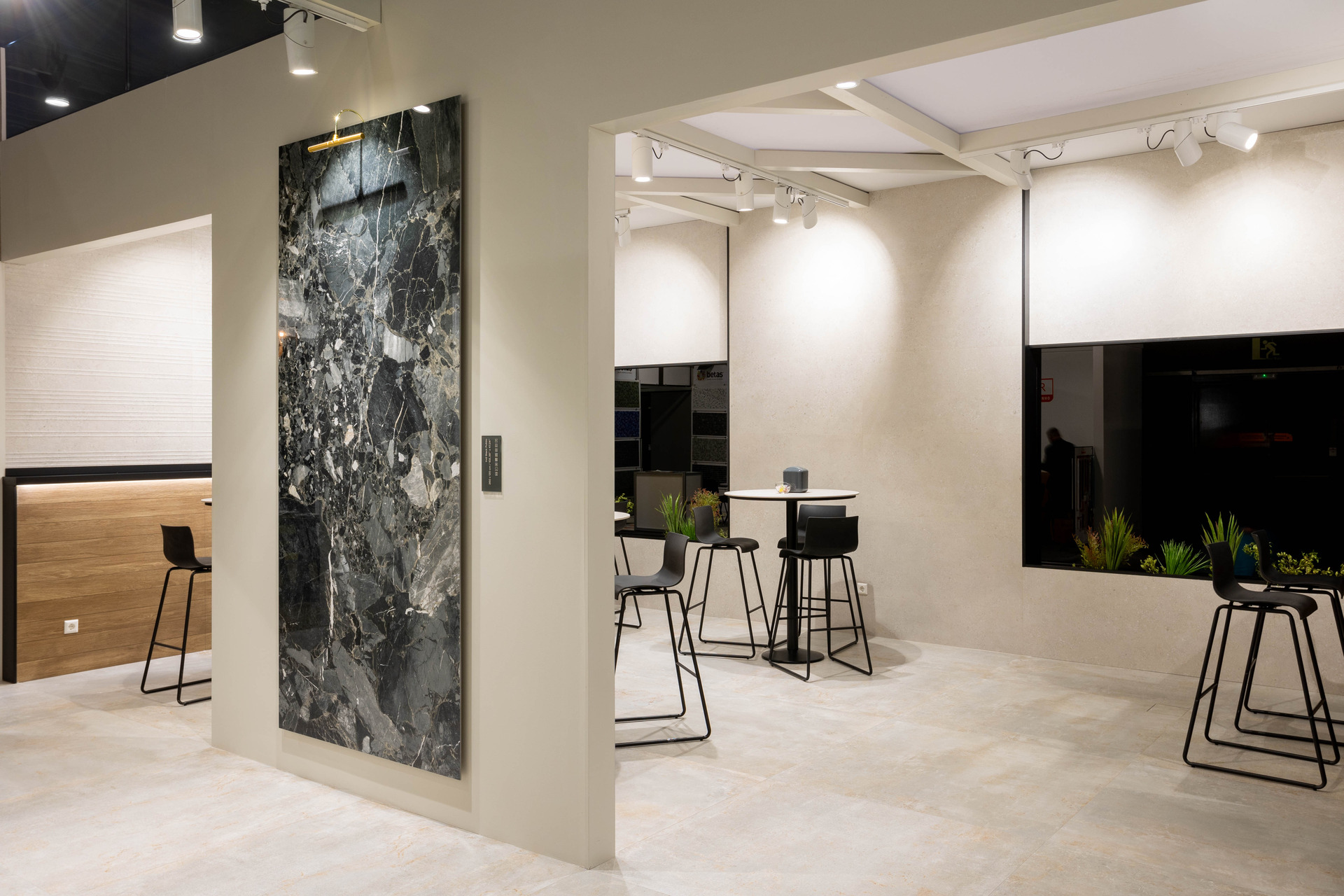 diseño de stand para cercamica cevisama