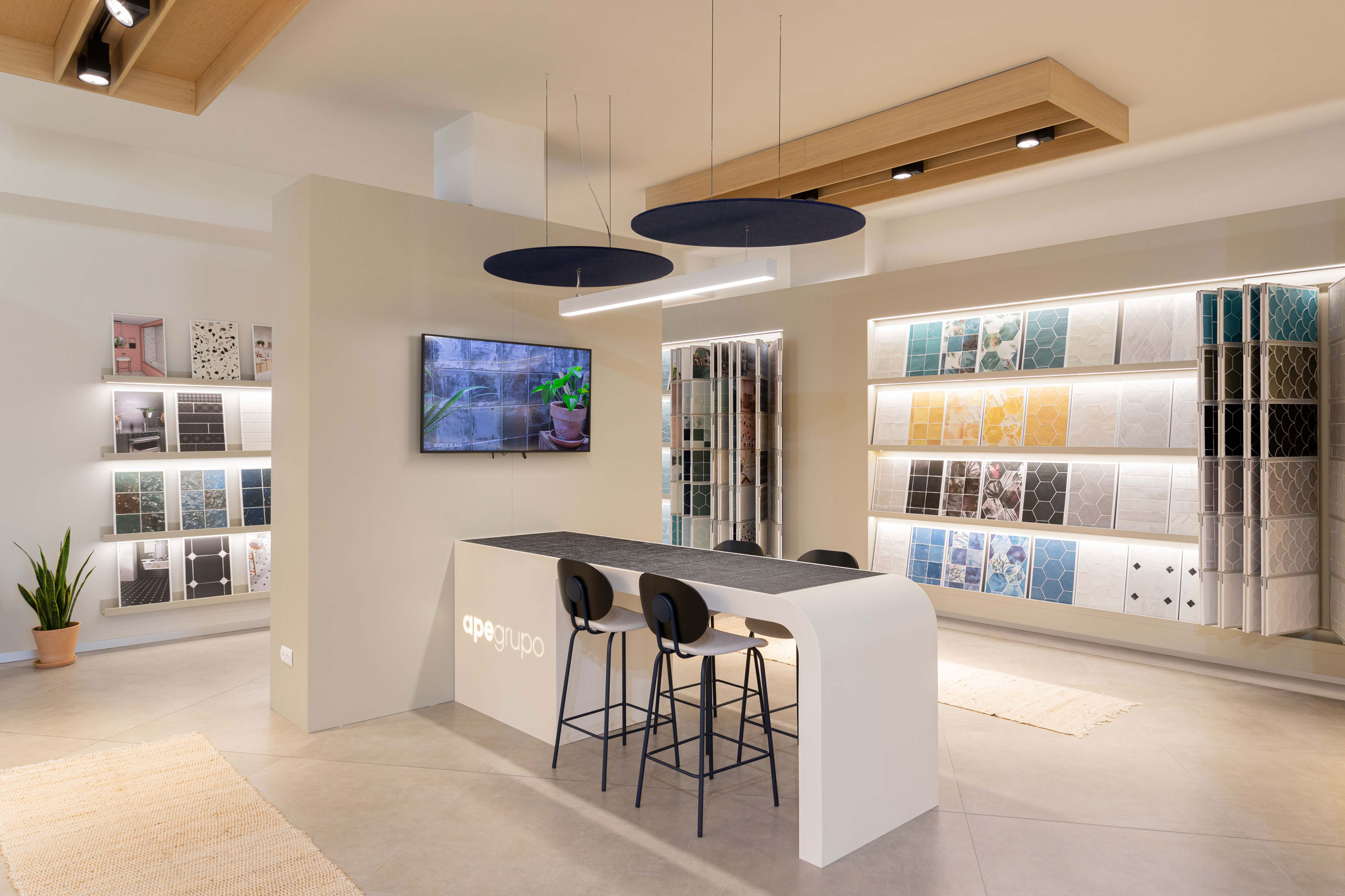 diseño de showroom empresa ceramica