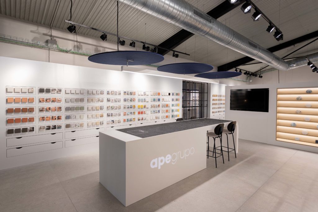 diseño de showroom empresa ceramica