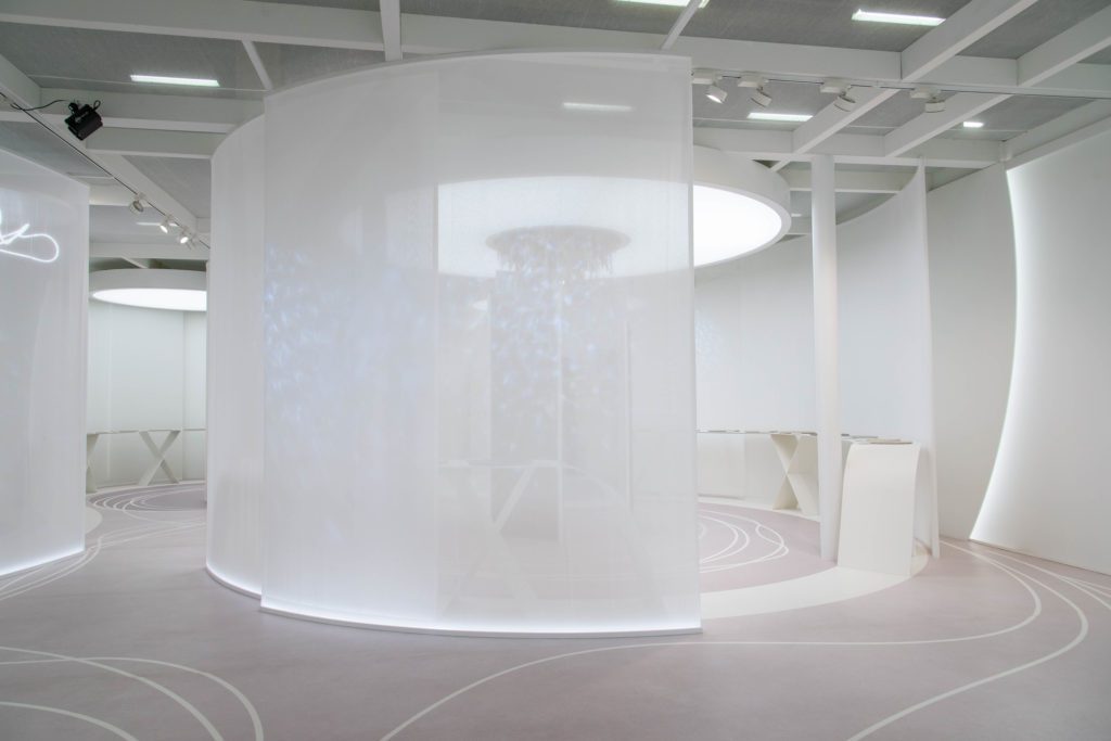 diseño stand cersaie