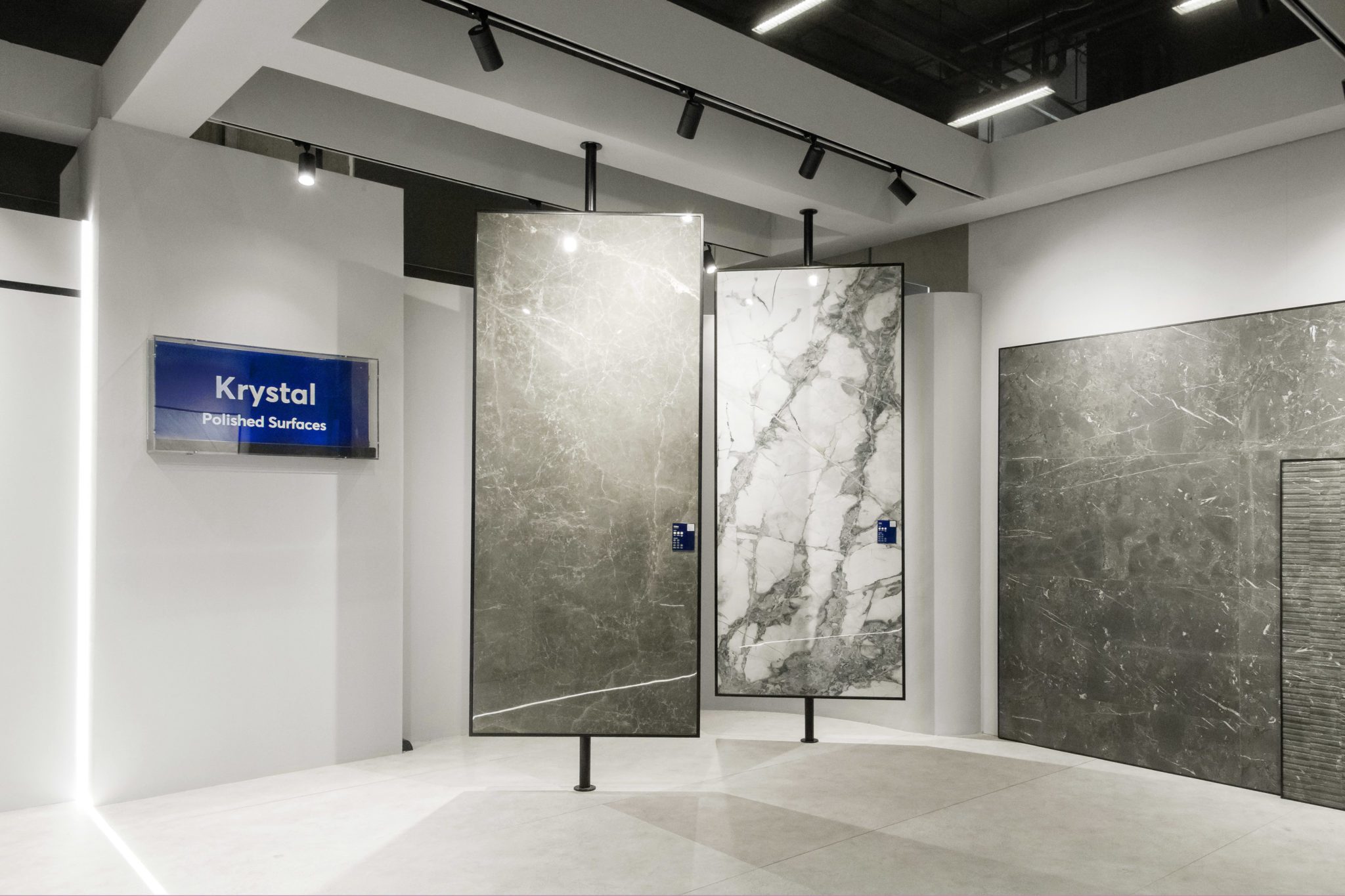 diseño stand cersaie