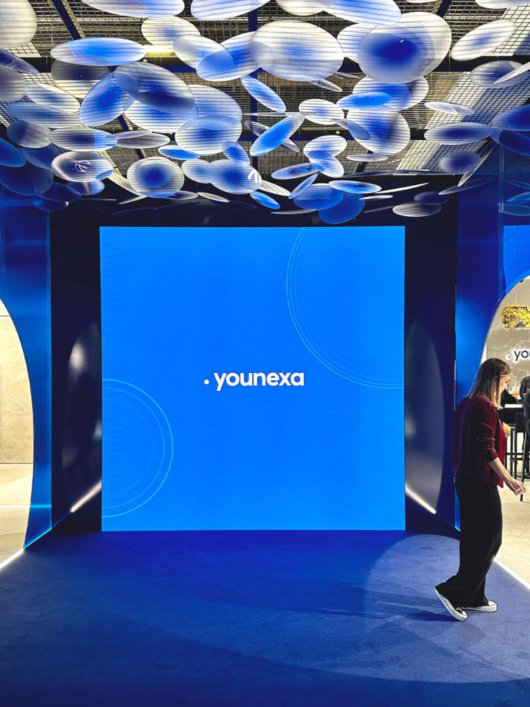 diseño stand cersaie